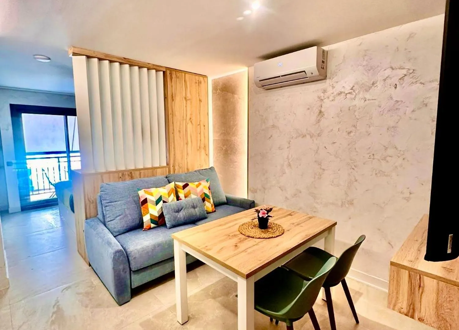 Suite Playa Carihuela Apartamentos Torremolinos Apartment