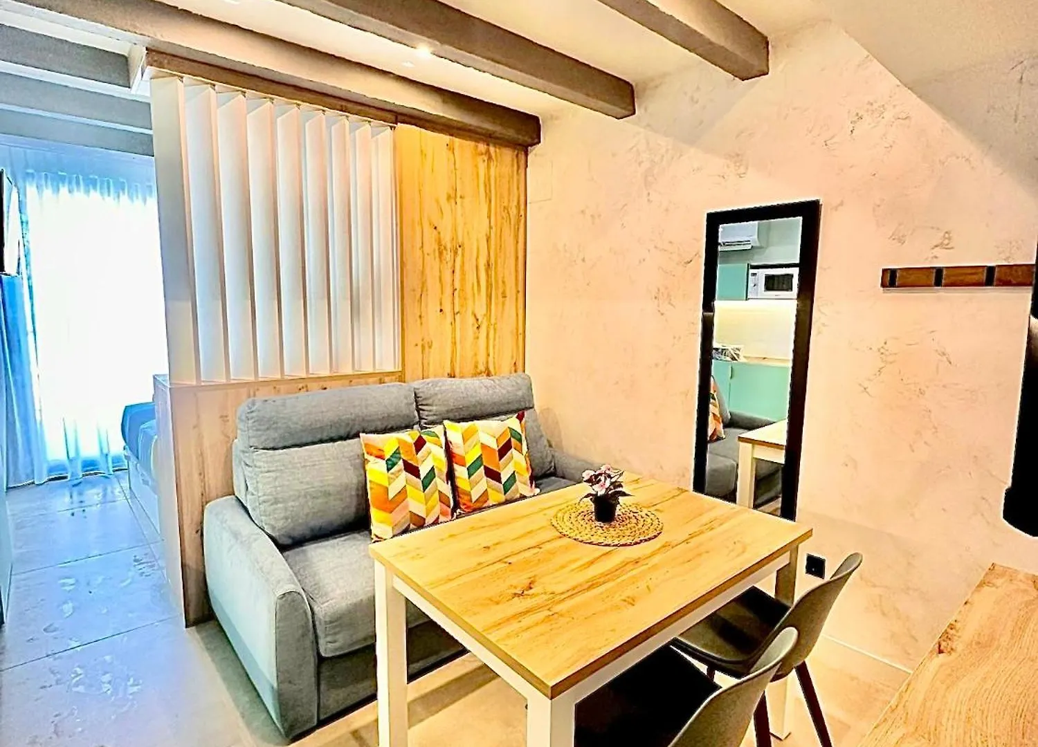 Suite Playa Carihuela Apartamentos Torremolinos 0*,